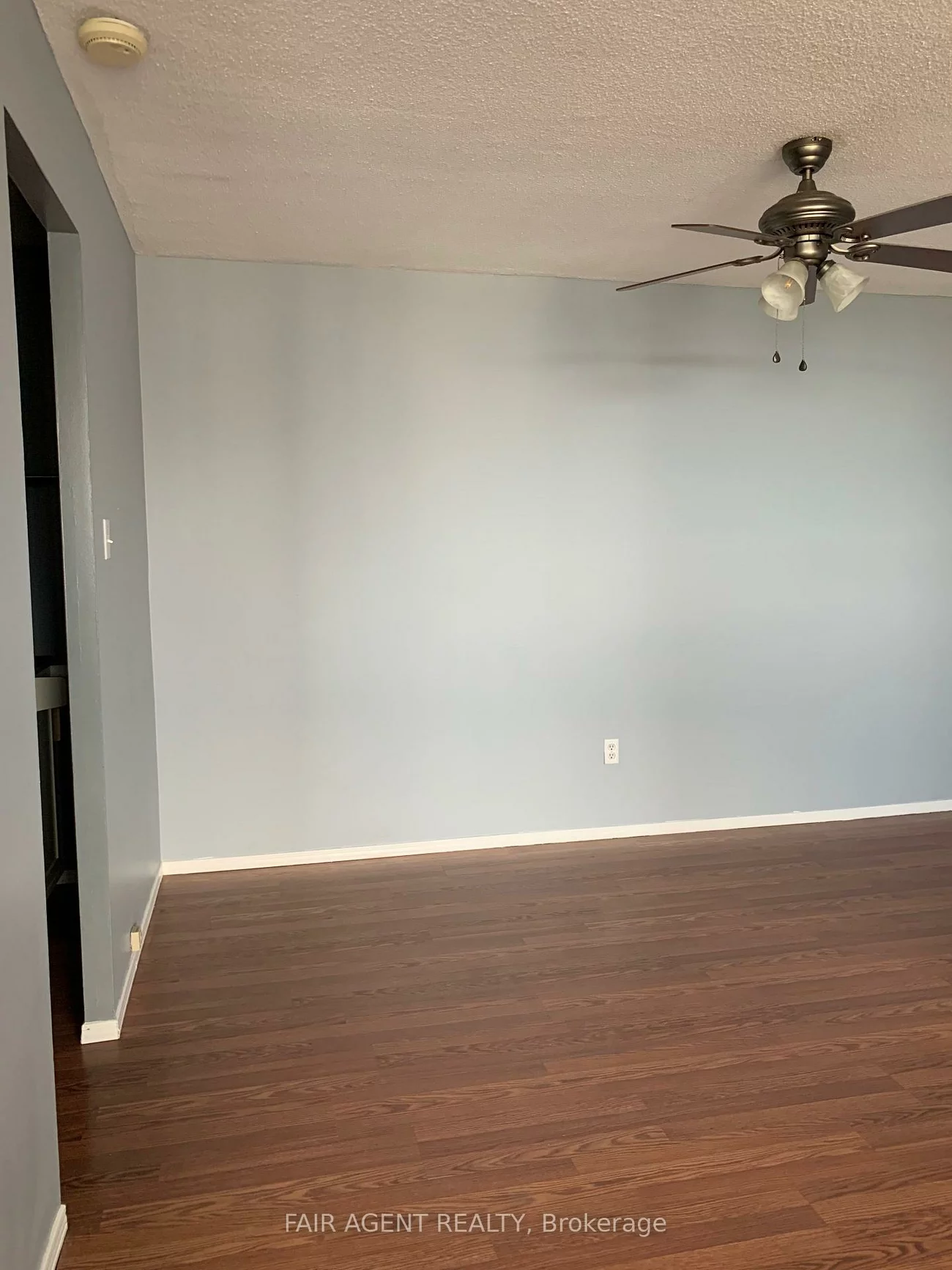 20, Mississauga Valley, Mississauga Valleys, Mississauga