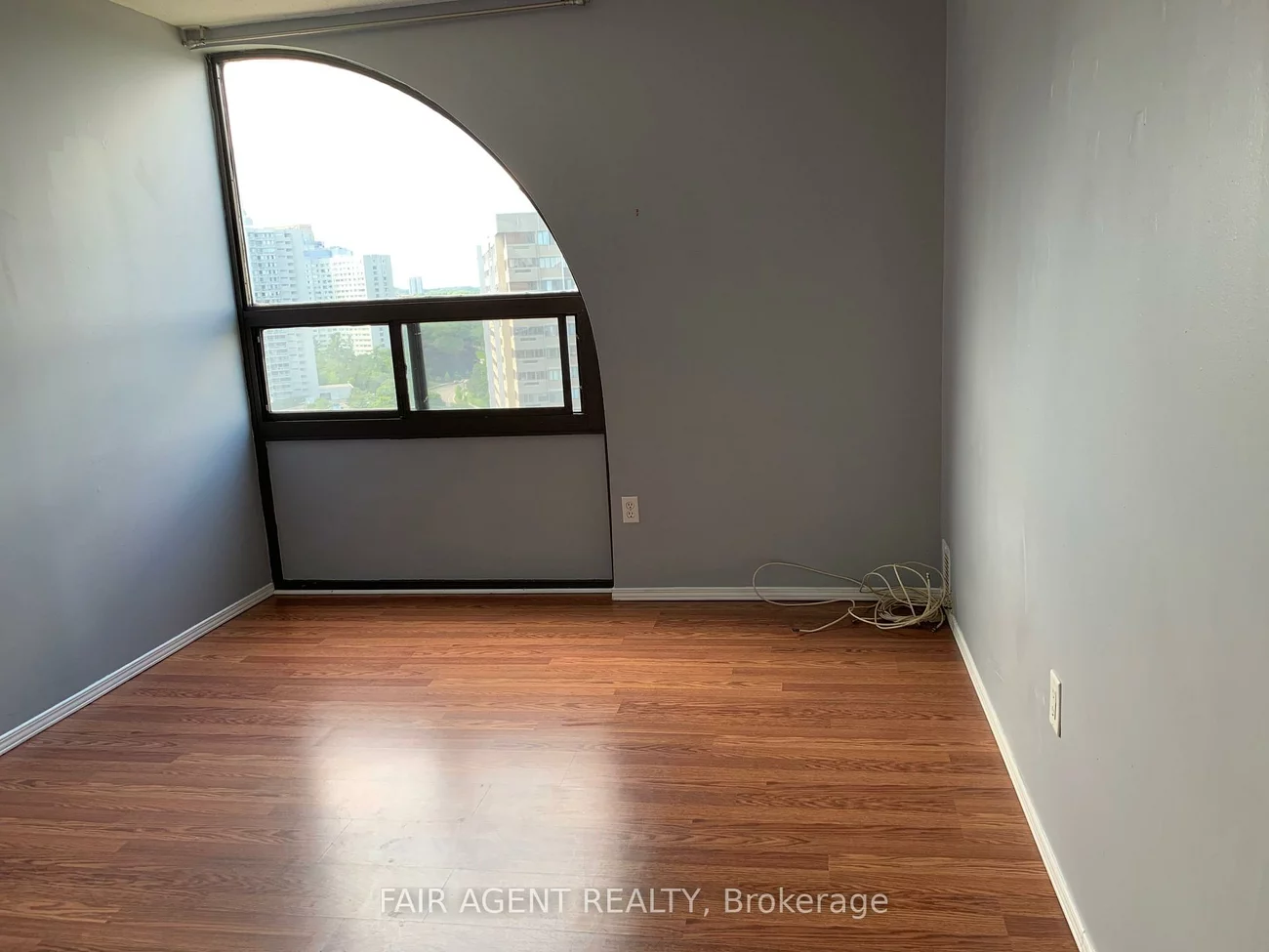 20, Mississauga Valley, Mississauga Valleys, Mississauga