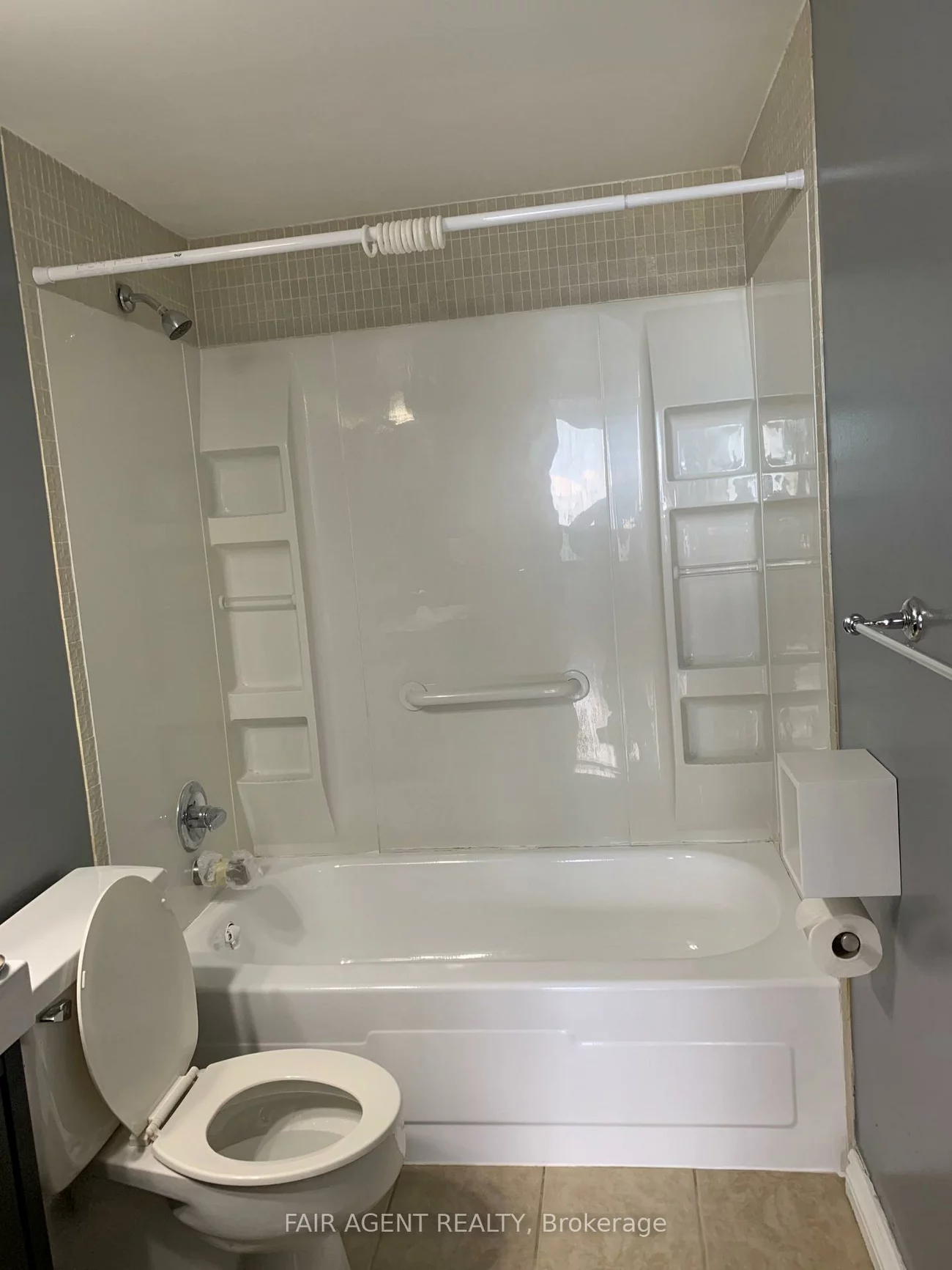 20, Mississauga Valley, Mississauga Valleys, Mississauga