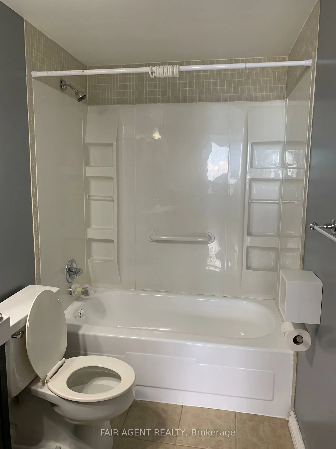 20, Mississauga Valley, Mississauga Valleys, Mississauga