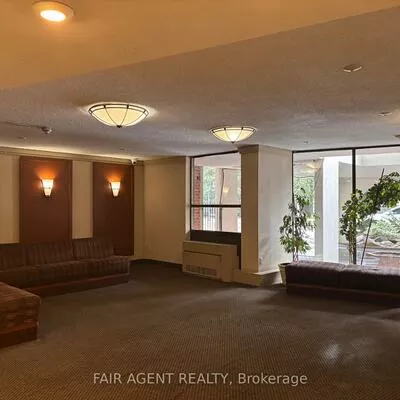 20, Mississauga Valley, Mississauga Valleys, Mississauga