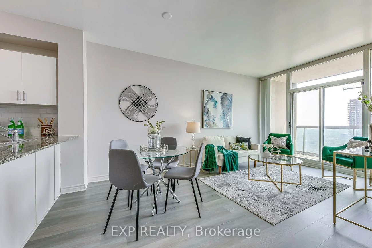 3504, Hurontario, City Centre, Mississauga