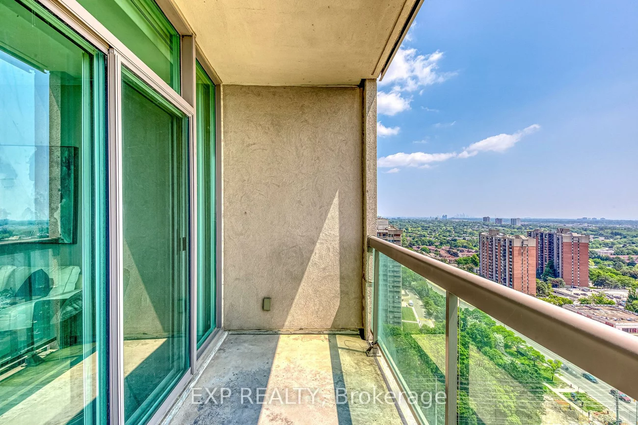 3504, Hurontario, City Centre, Mississauga