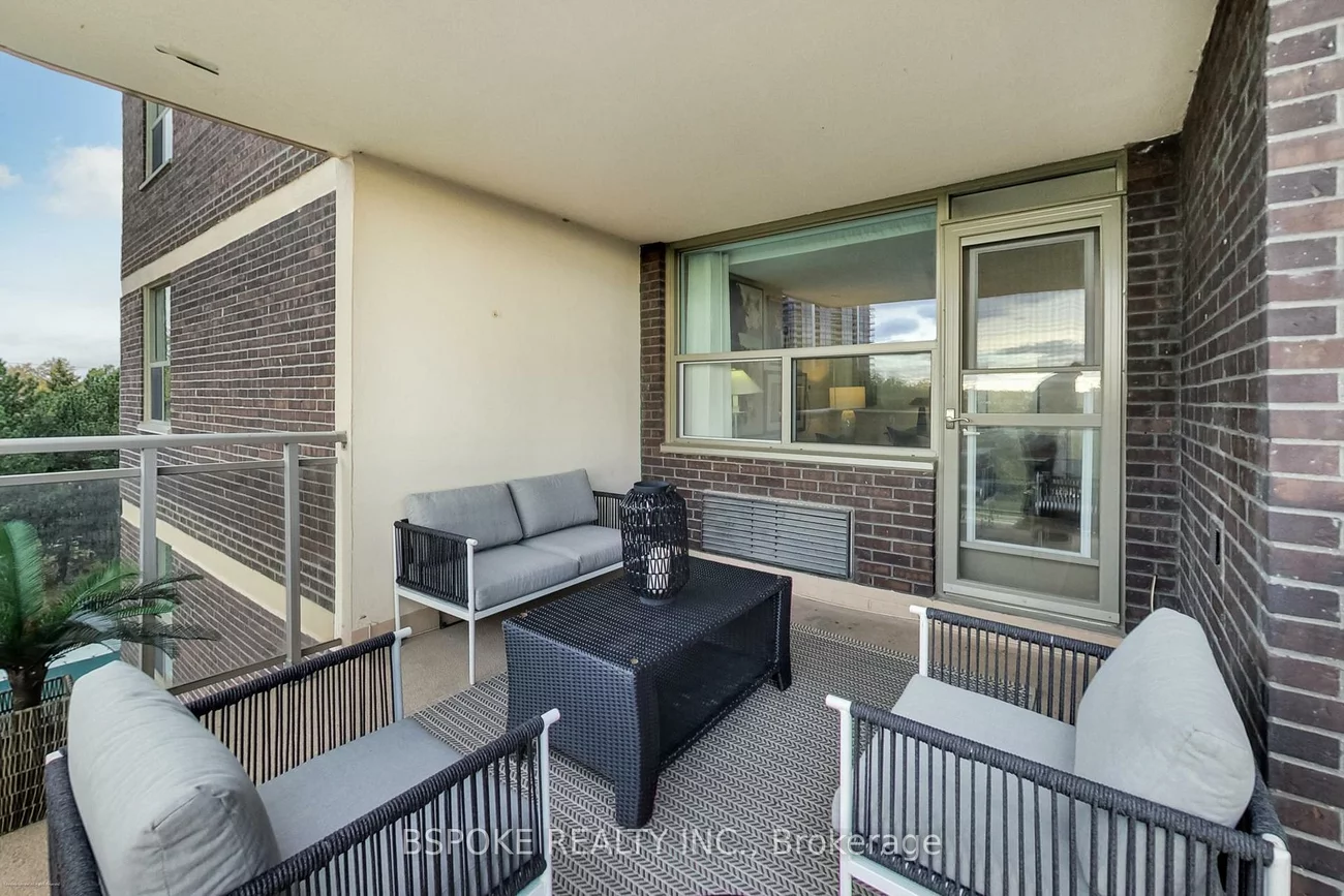 966, Inverhouse, Clarkson, Mississauga