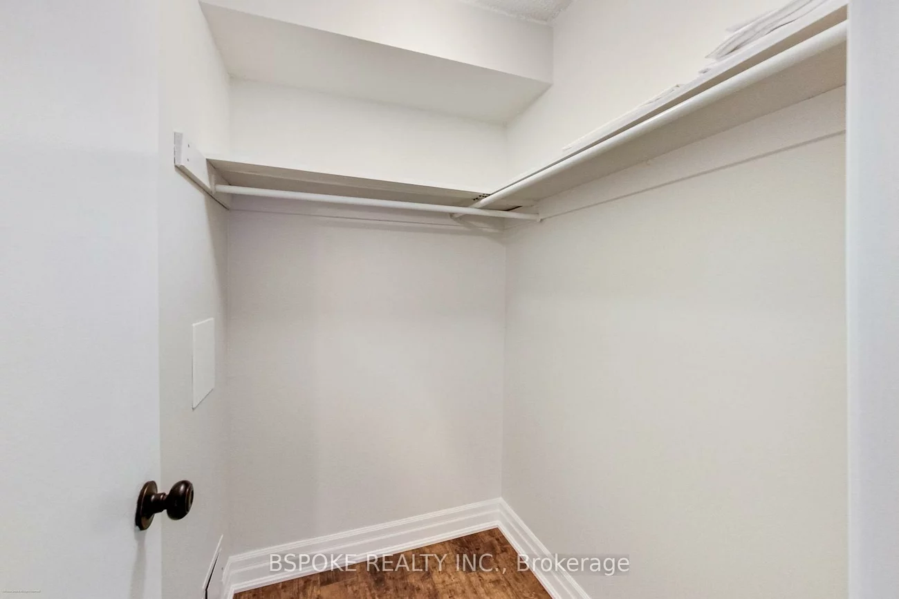 966, Inverhouse, Clarkson, Mississauga