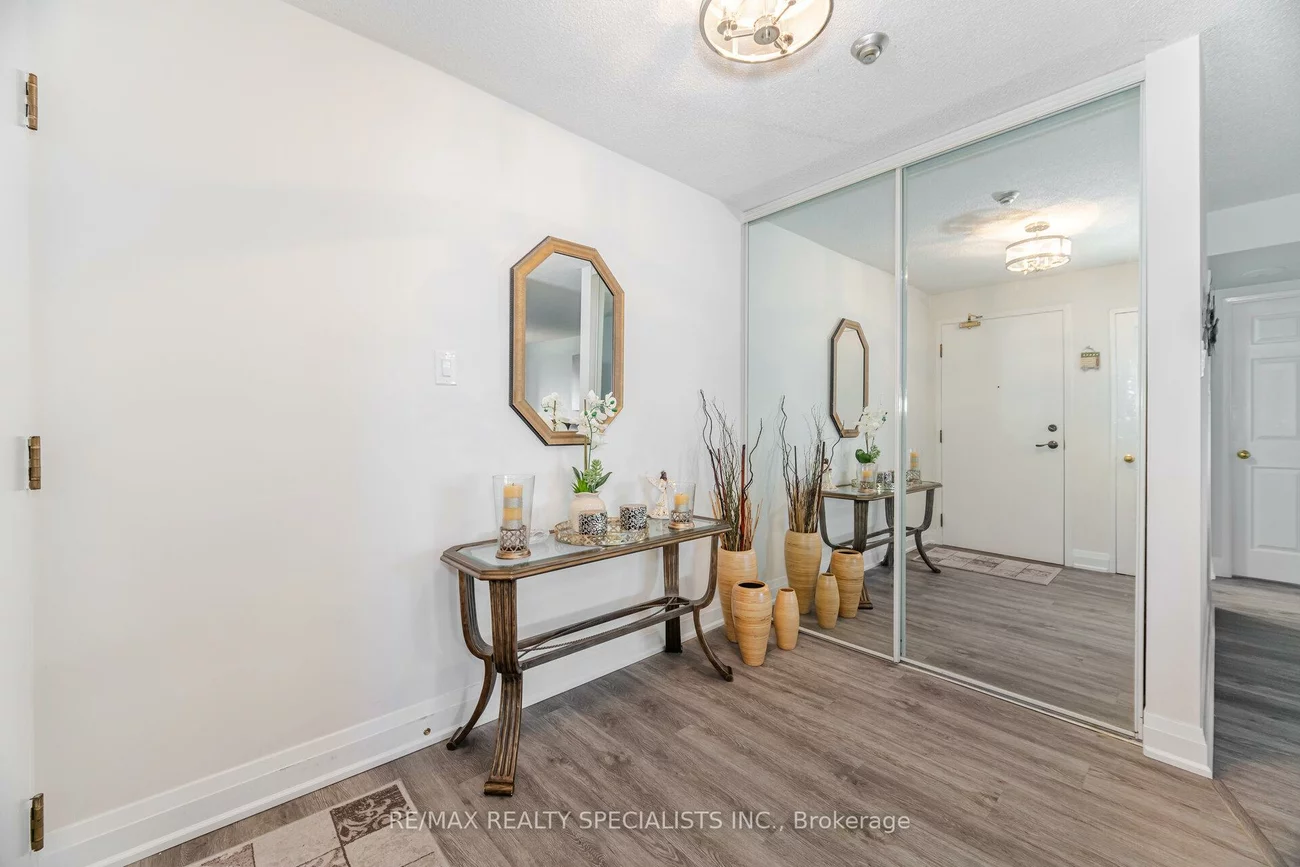 4470, Tucana, Hurontario, Mississauga