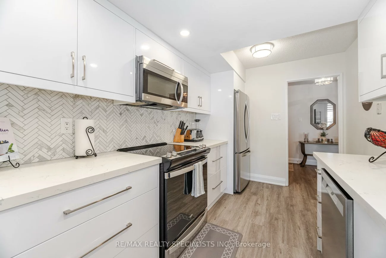 4470, Tucana, Hurontario, Mississauga