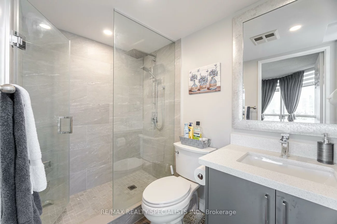 4470, Tucana, Hurontario, Mississauga