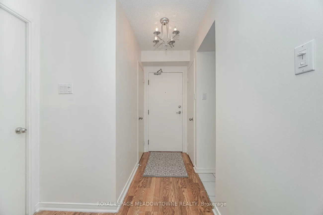 75, King, Cooksville, Mississauga