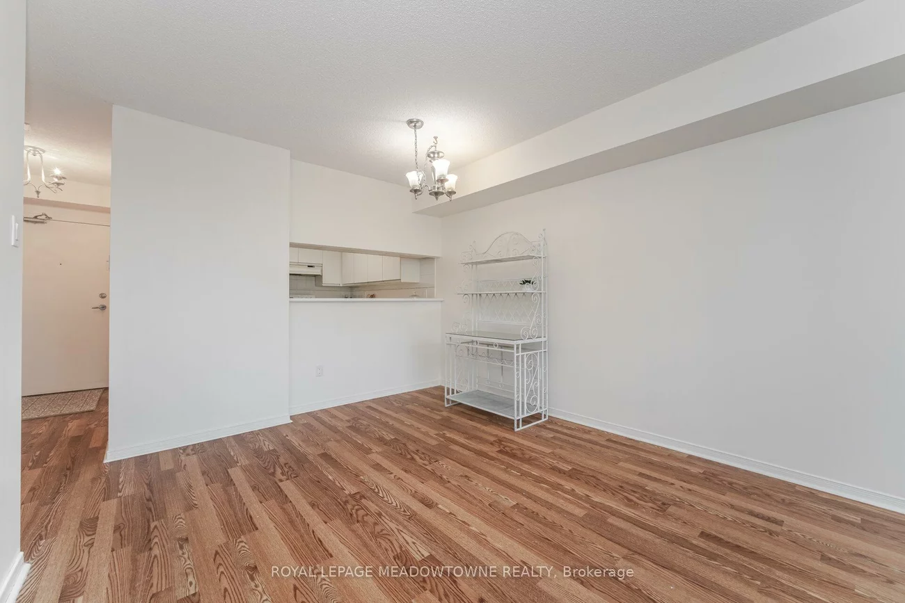 75, King, Cooksville, Mississauga