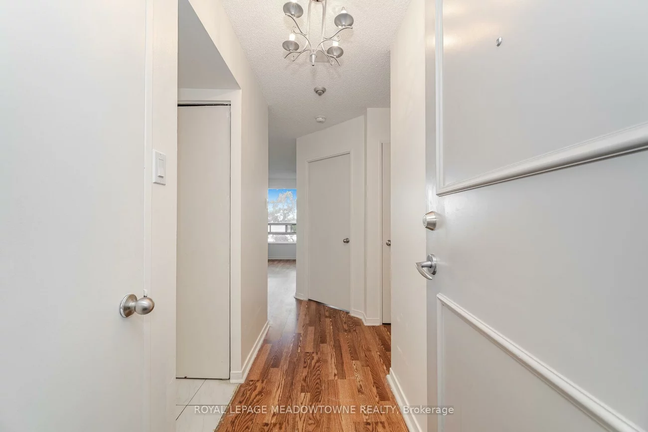 75, King, Cooksville, Mississauga