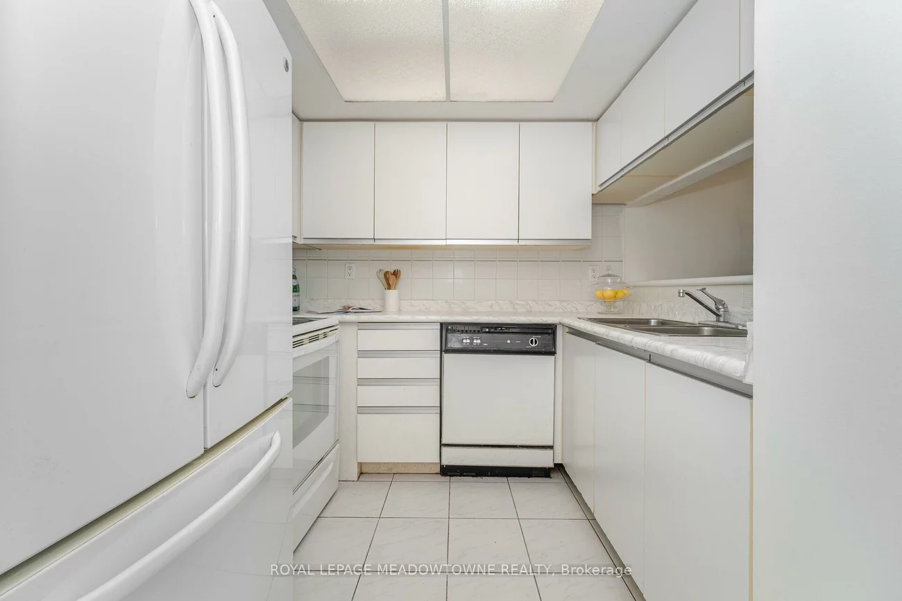 75, King, Cooksville, Mississauga