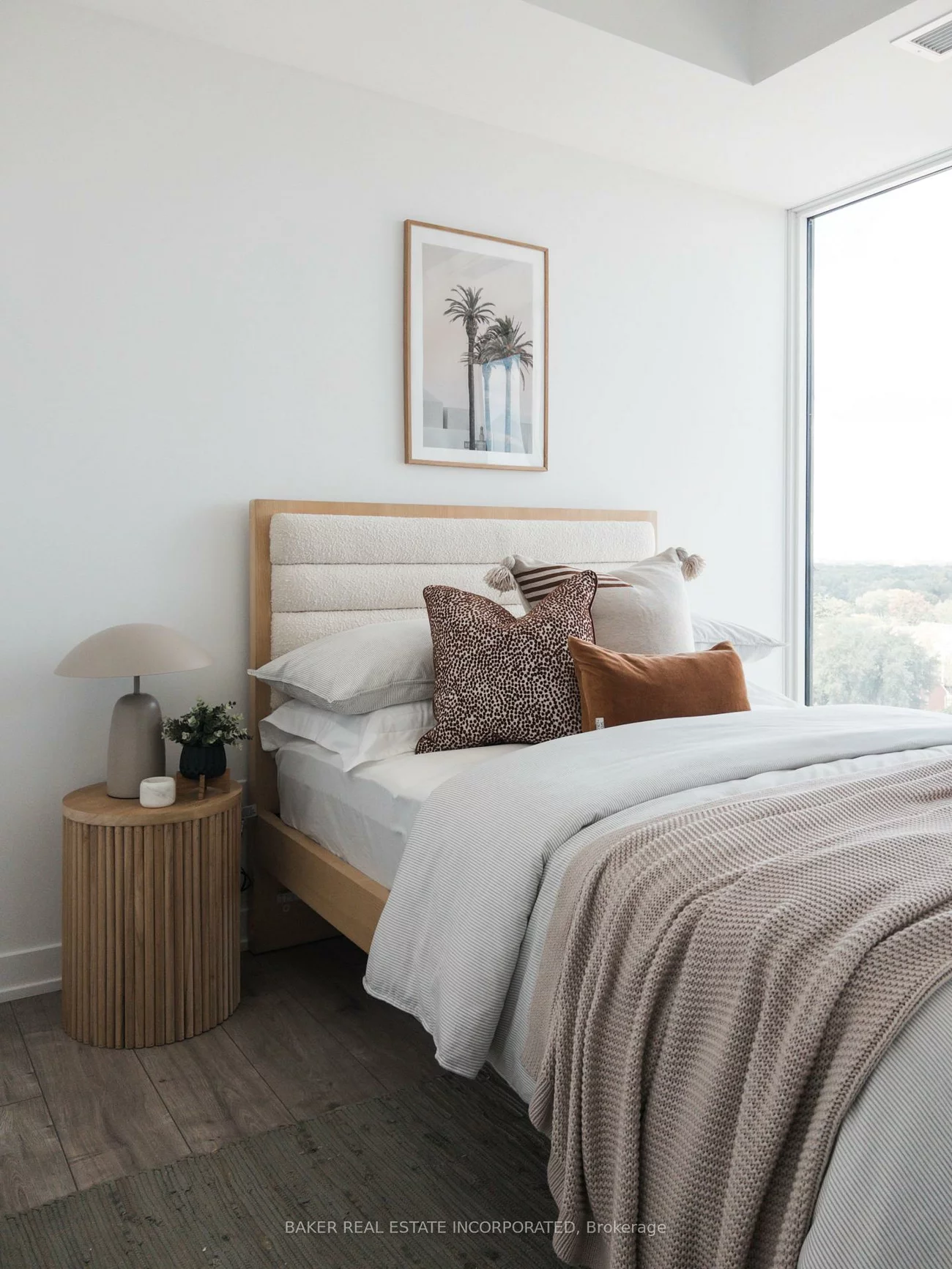 220, Missinnihe, Port Credit, Mississauga