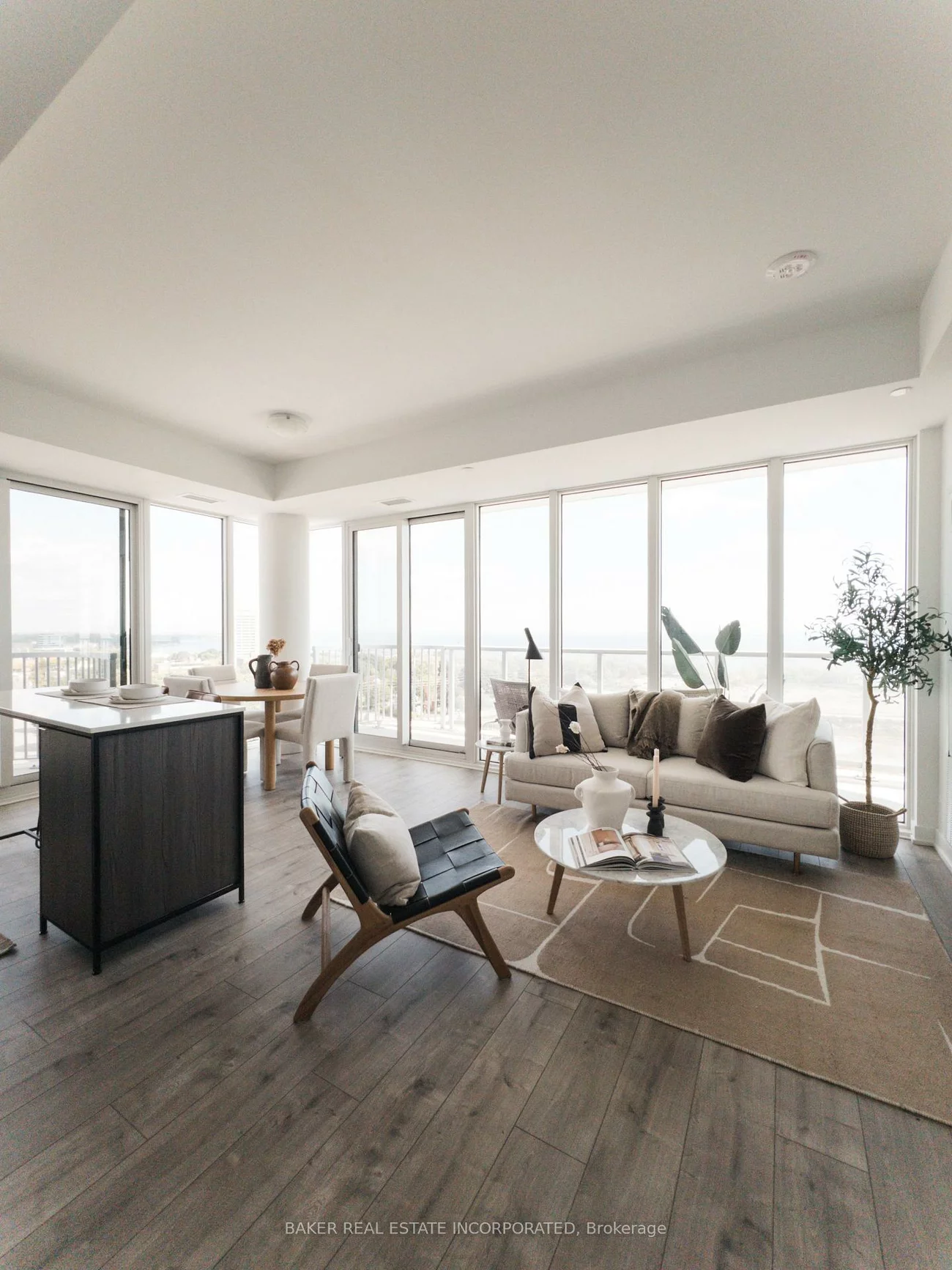 220, Missinnihe, Port Credit, Mississauga