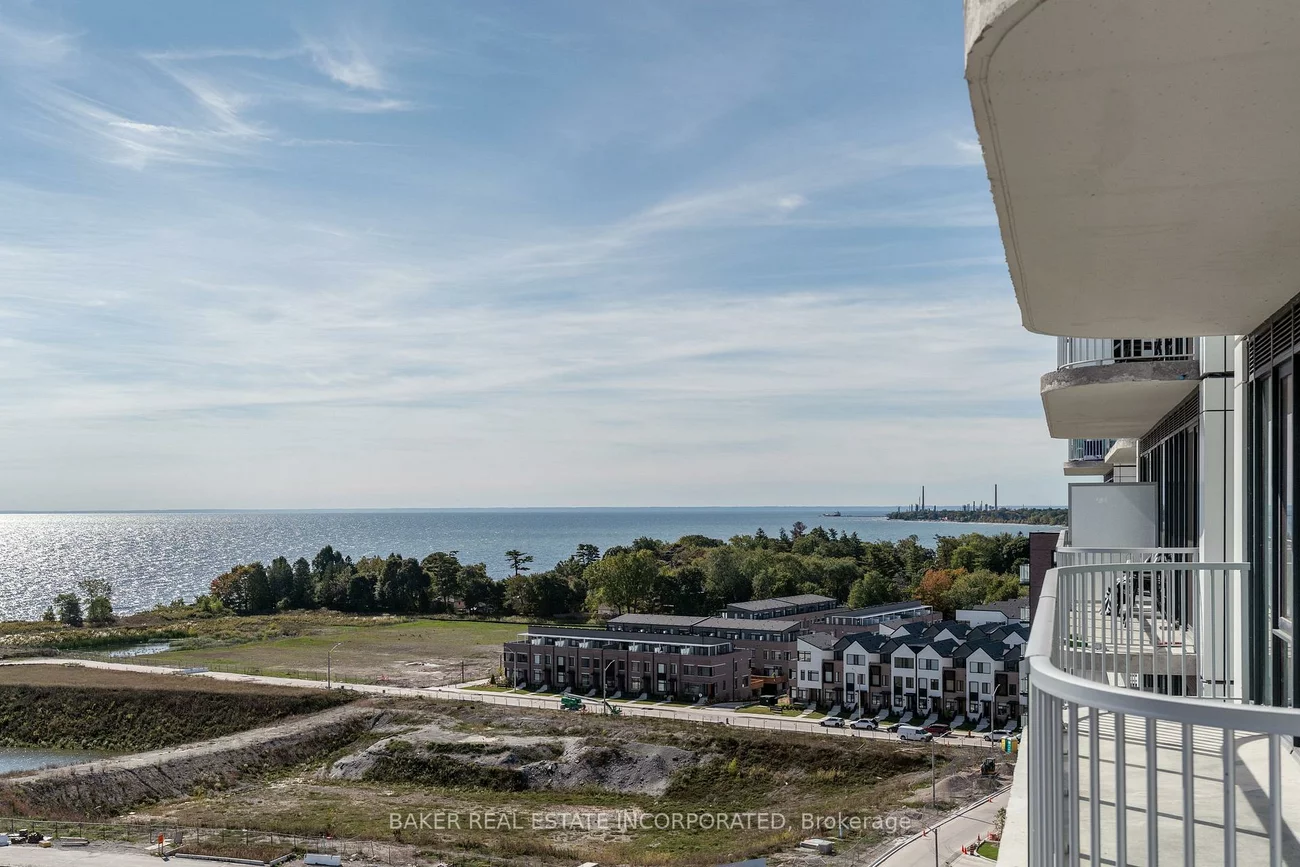 220, Missinnihe, Port Credit, Mississauga