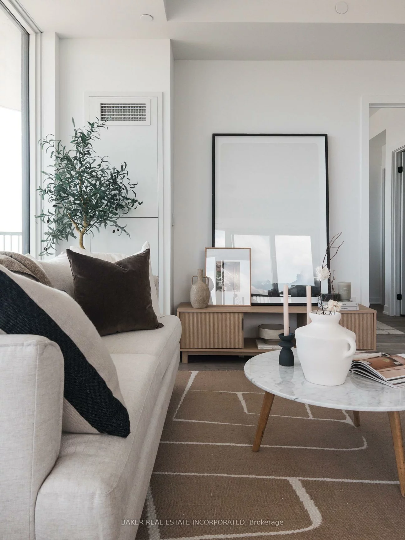 220, Missinnihe, Port Credit, Mississauga