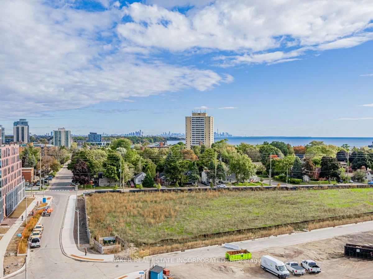 220, Missinnihe, Port Credit, Mississauga