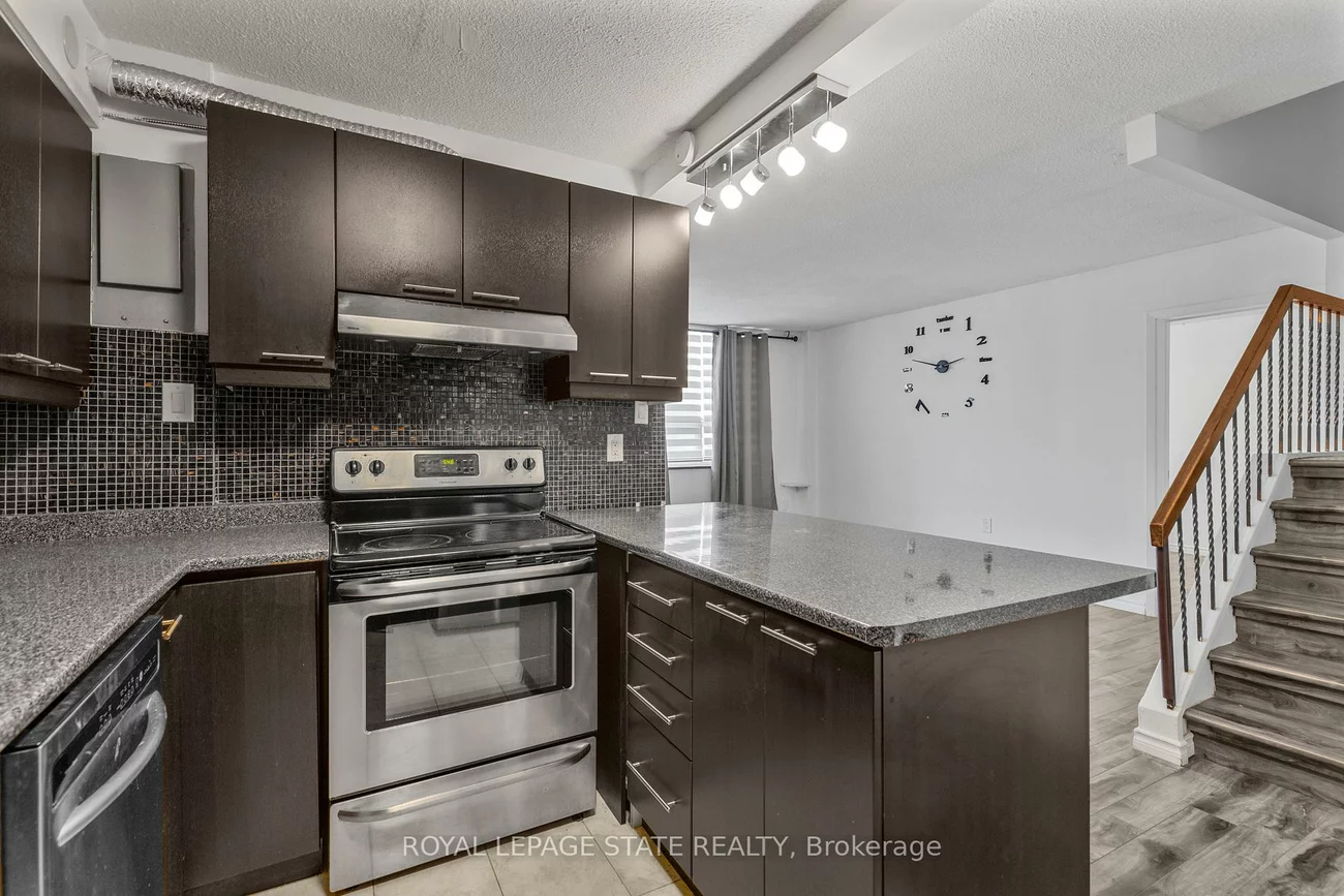 1050, Stainton, Erindale, Mississauga