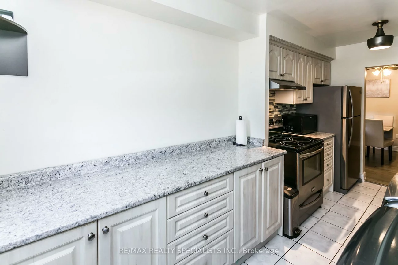 1615, Bloor, Applewood, Mississauga