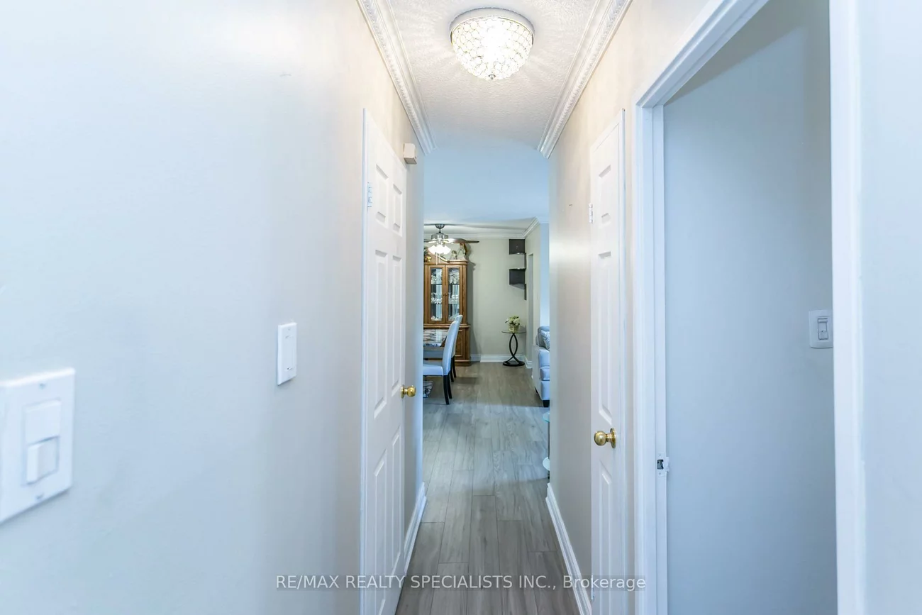 1615, Bloor, Applewood, Mississauga