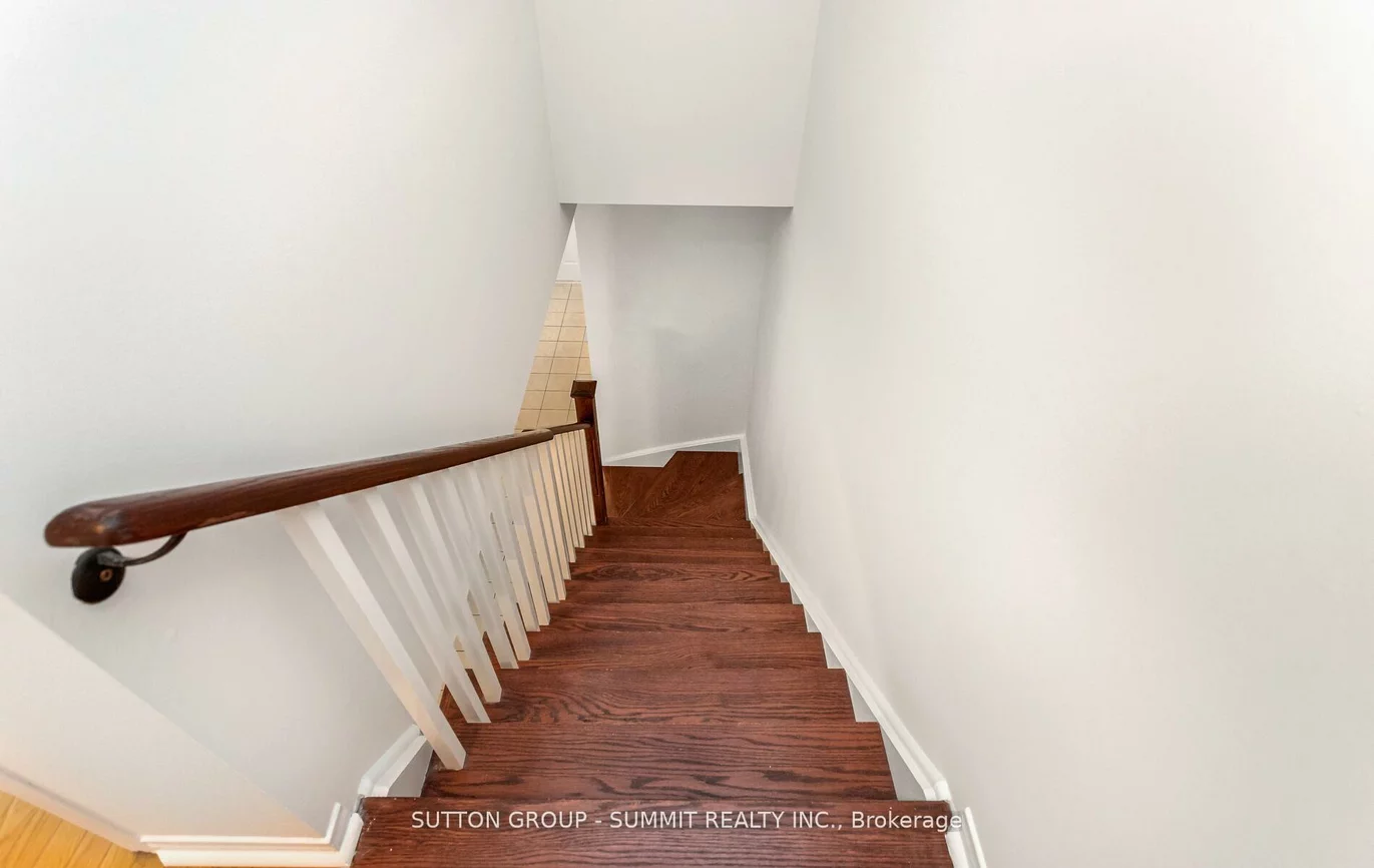 550, Steddick, Hurontario, Mississauga