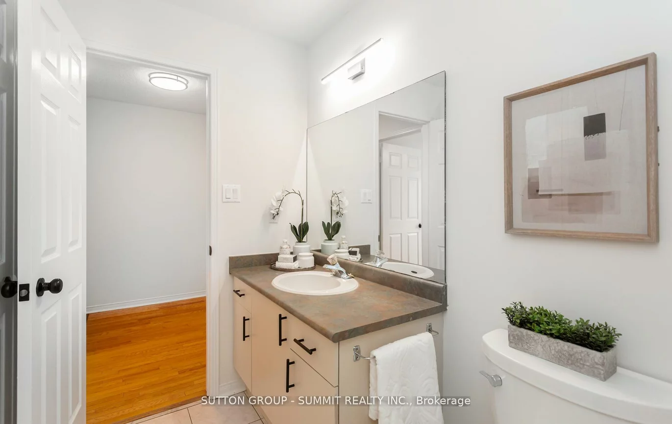 550, Steddick, Hurontario, Mississauga