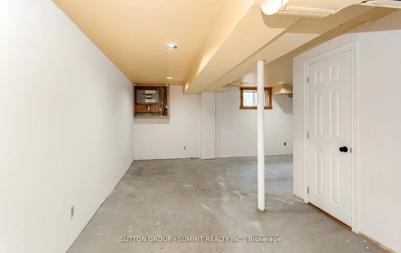 550, Steddick, Hurontario, Mississauga