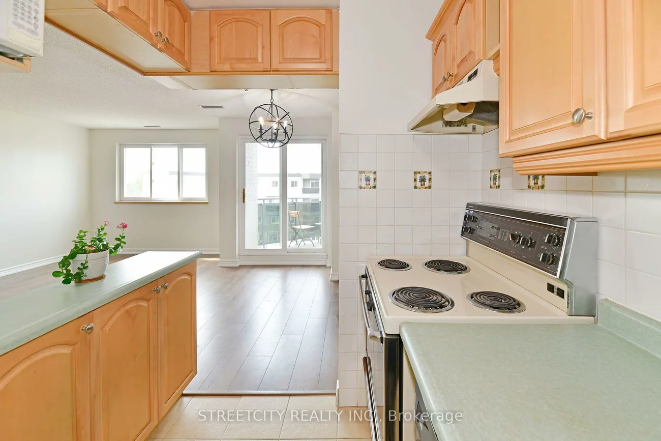 2001, Bonnymede, Clarkson, Mississauga