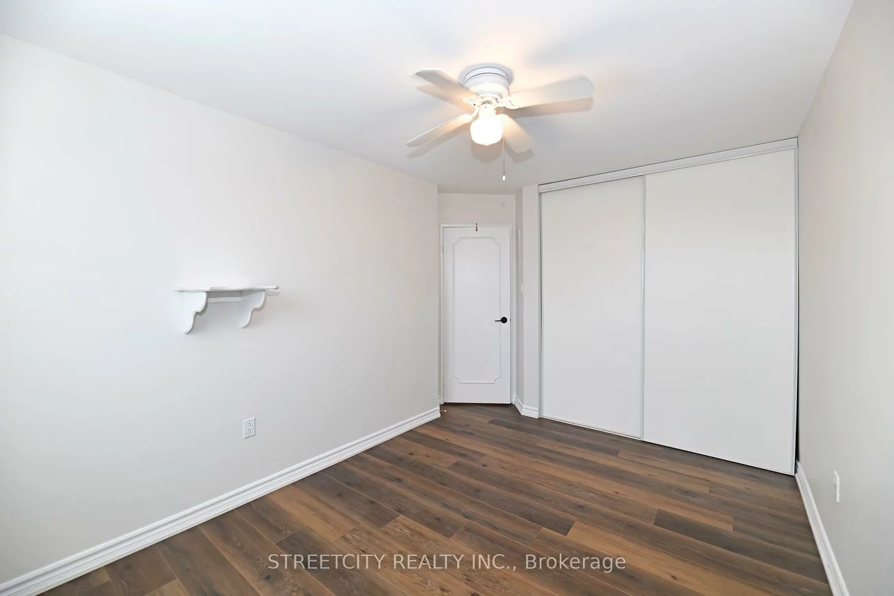 2001, Bonnymede, Clarkson, Mississauga