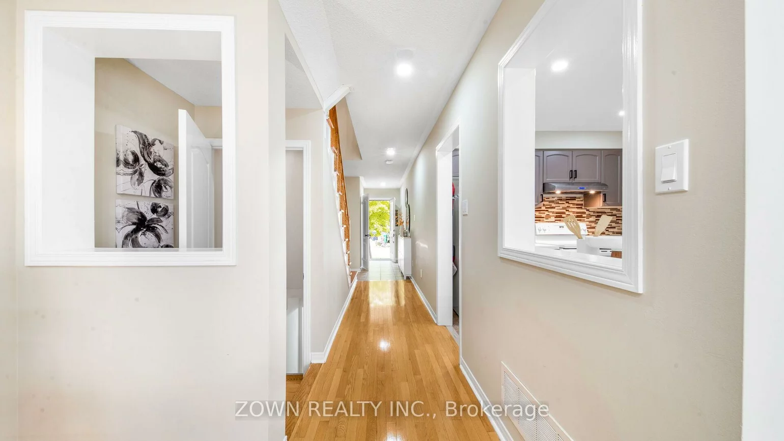 525, Novo Star, Meadowvale Village, Mississauga