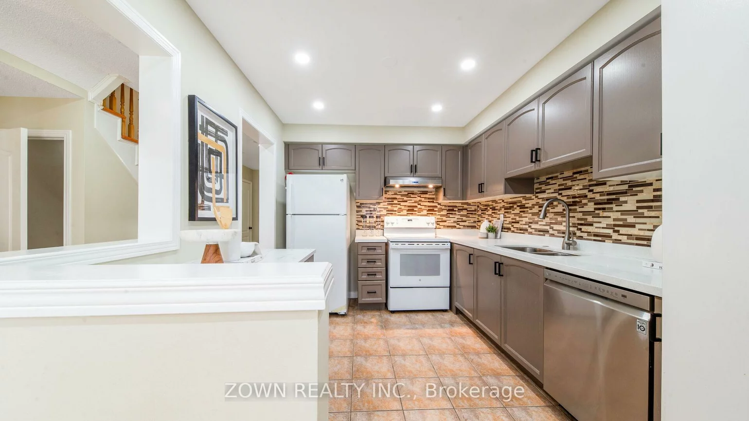 525, Novo Star, Meadowvale Village, Mississauga