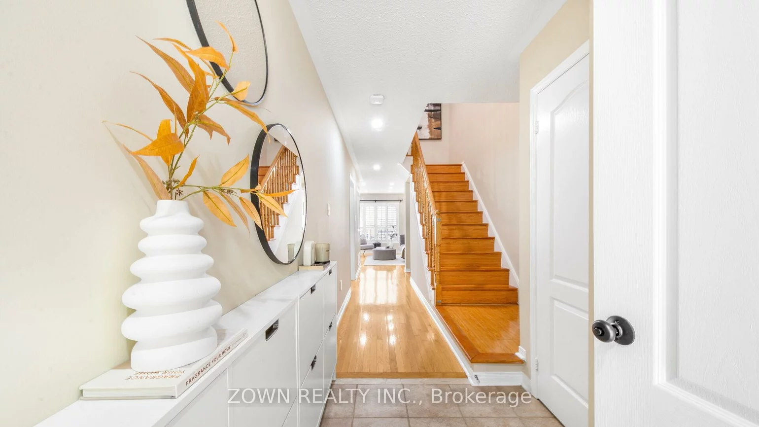 525, Novo Star, Meadowvale Village, Mississauga