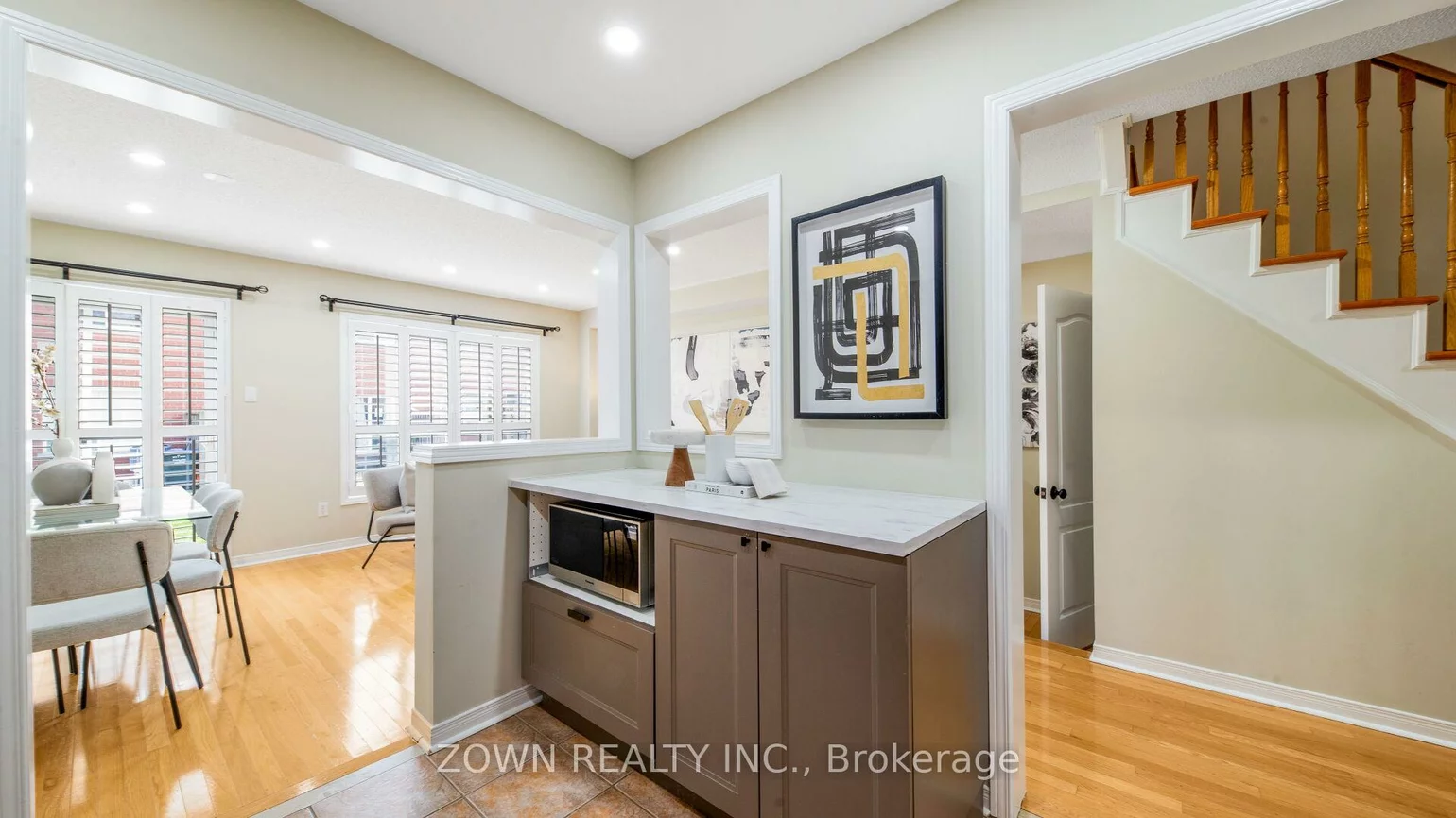 525, Novo Star, Meadowvale Village, Mississauga