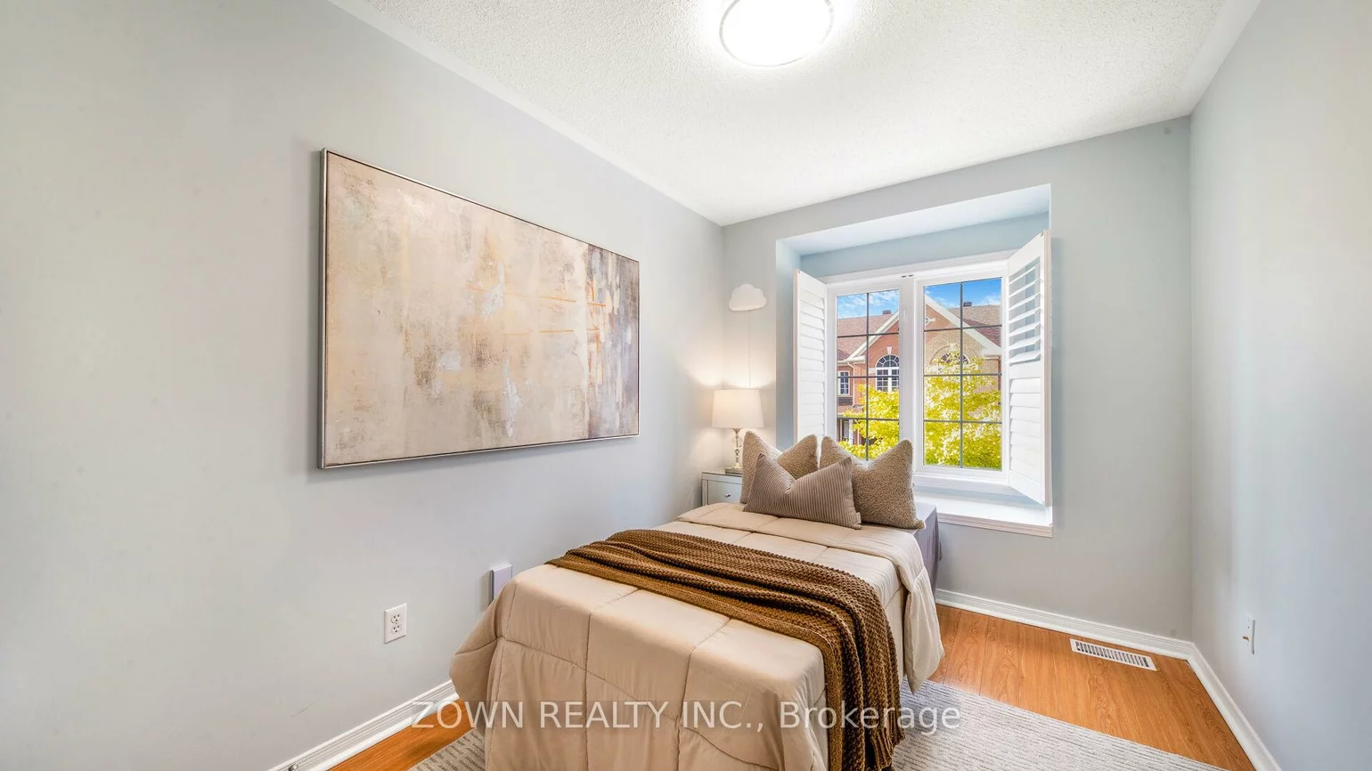 525, Novo Star, Meadowvale Village, Mississauga