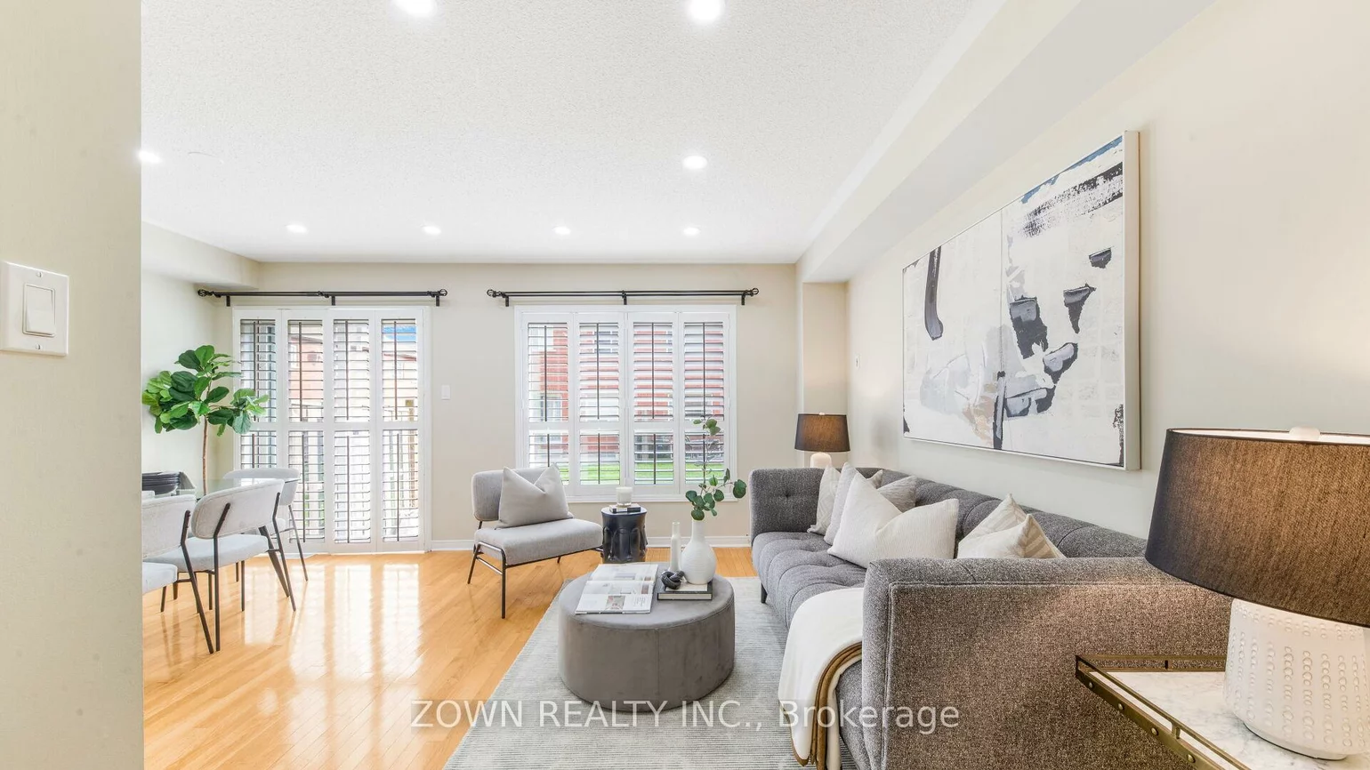 525, Novo Star, Meadowvale Village, Mississauga