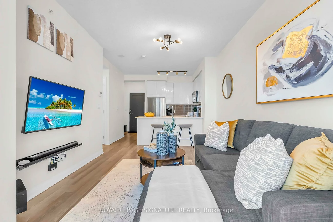 5033, Four Springs, Hurontario, Mississauga