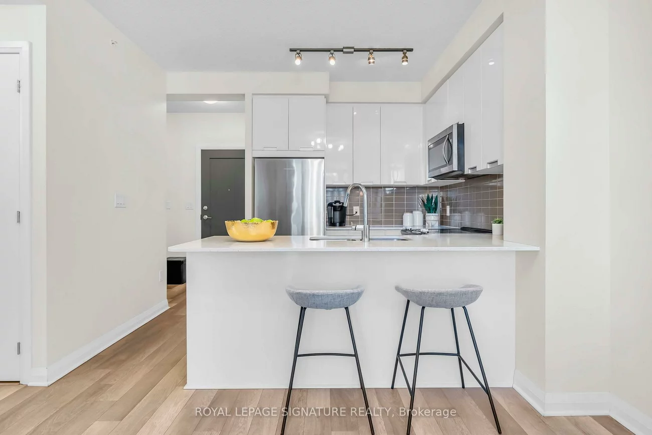 5033, Four Springs, Hurontario, Mississauga