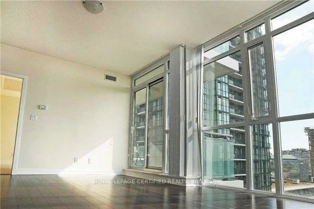 4099, Brickstone, City Centre, Mississauga