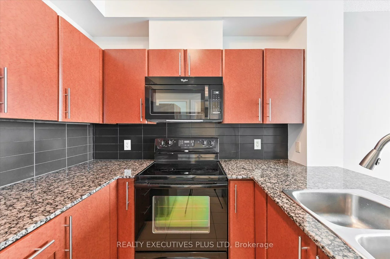 3515, Kariya, Fairview, Mississauga