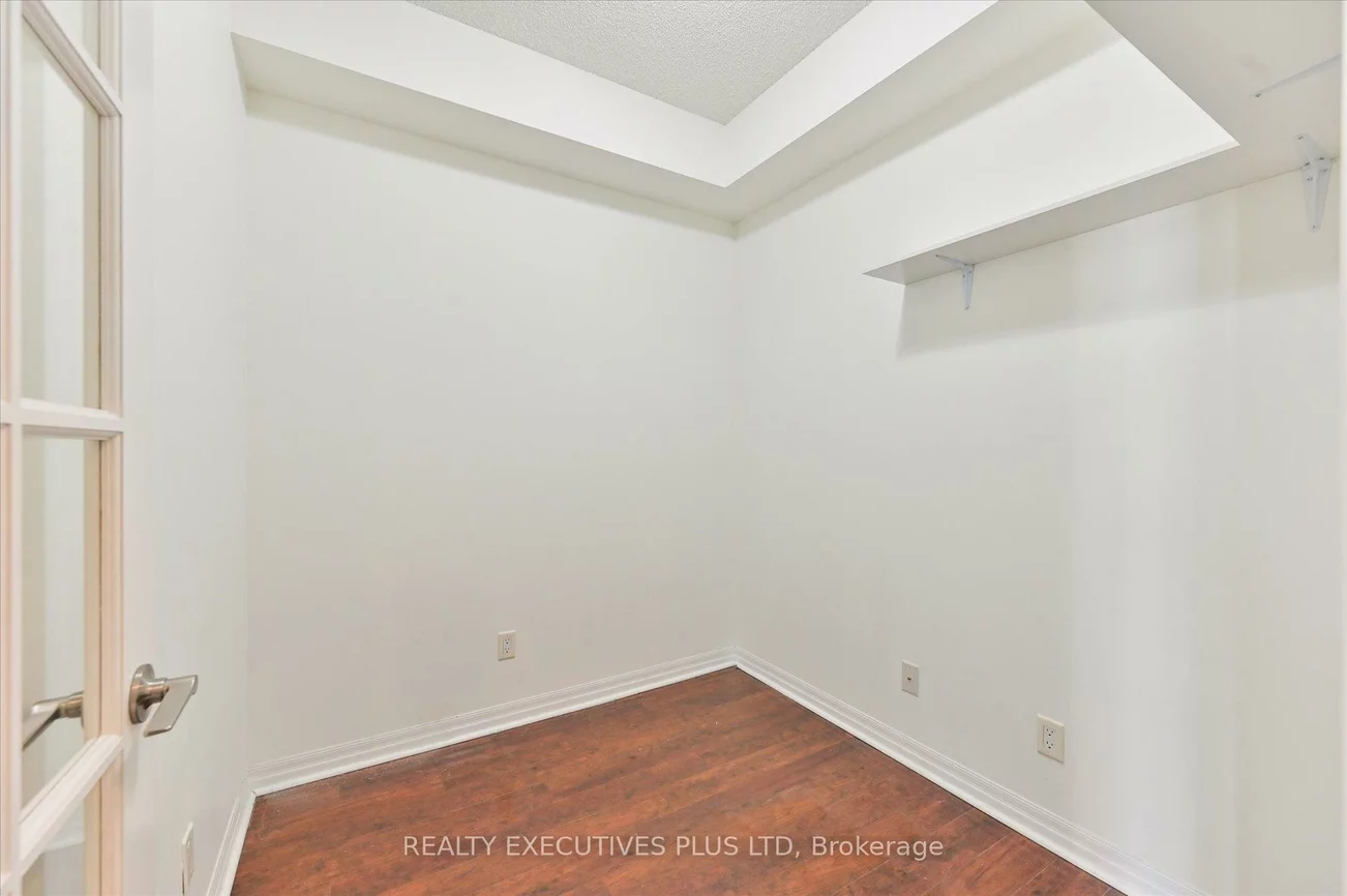 3515, Kariya, Fairview, Mississauga