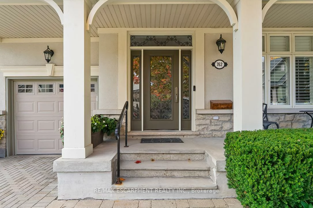 762, Hidden Grove, Lorne Park, Mississauga