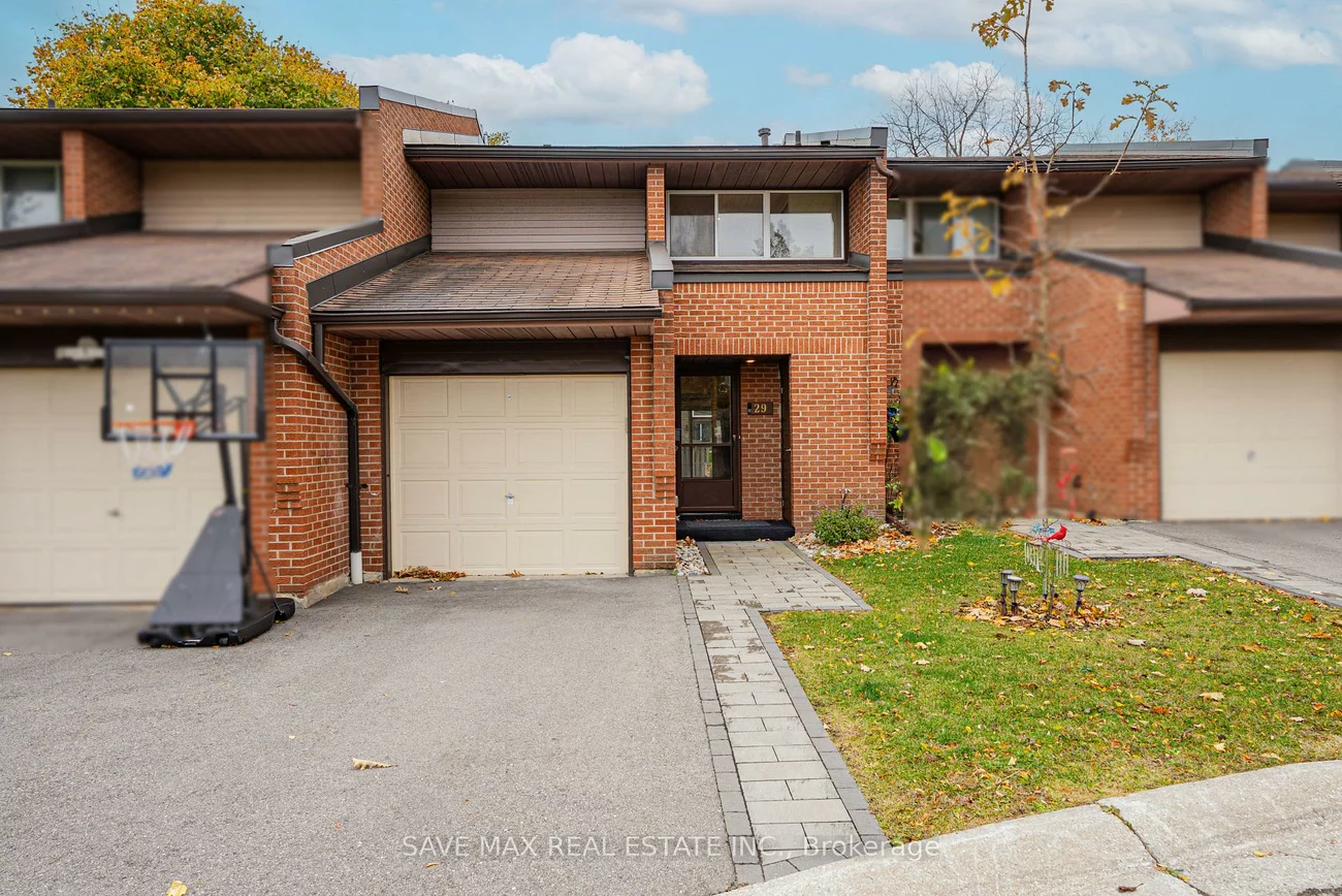 2301, Derry, Meadowvale, Mississauga
