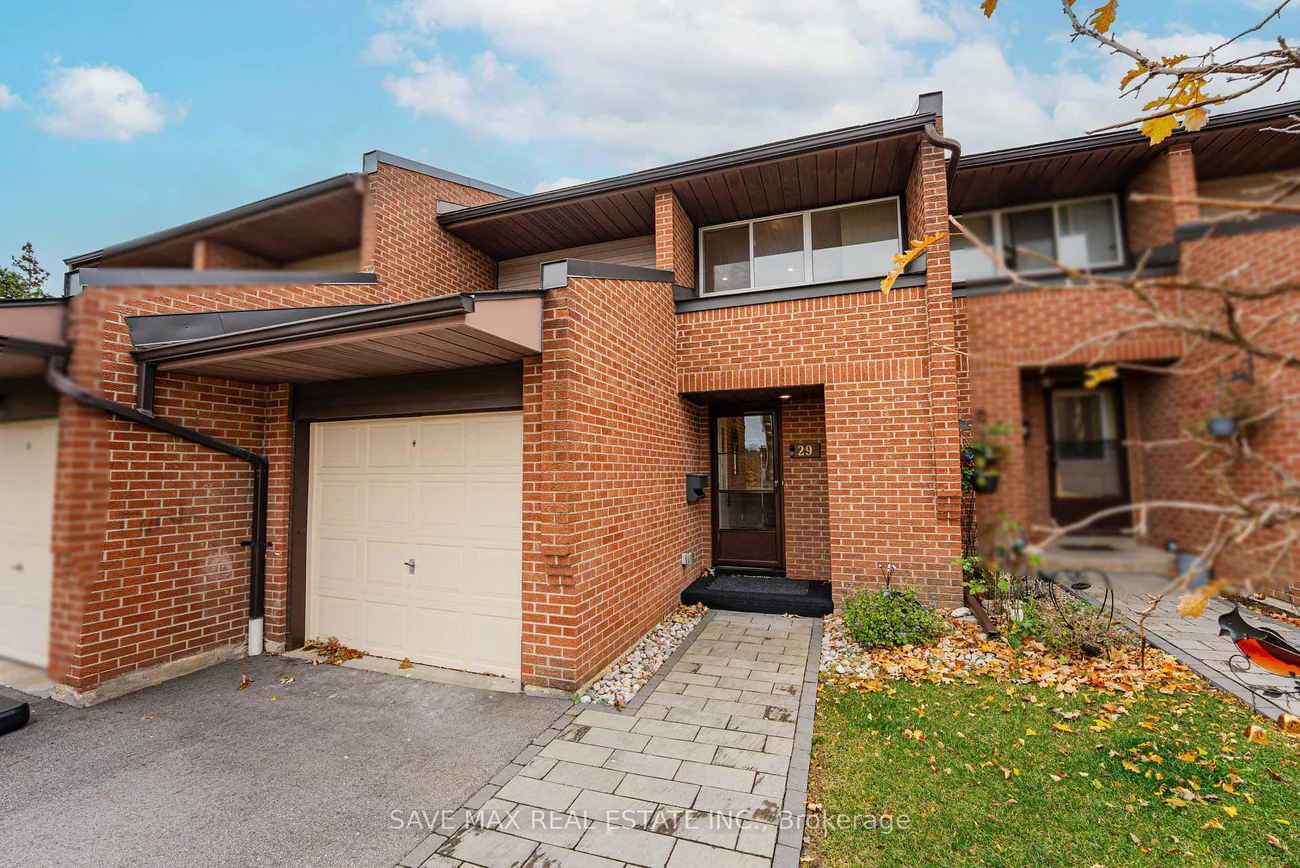 2301, Derry, Meadowvale, Mississauga