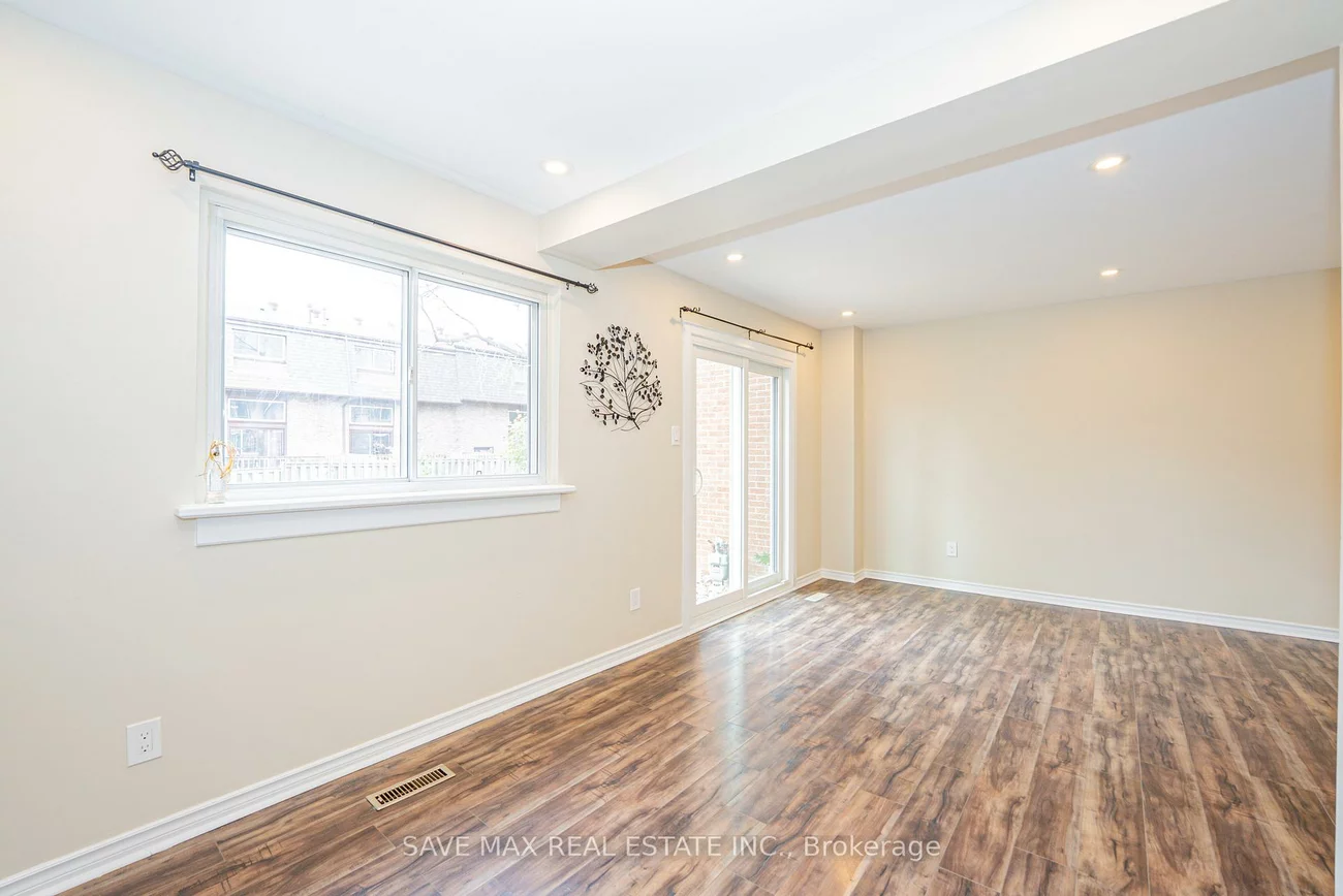 2301, Derry, Meadowvale, Mississauga