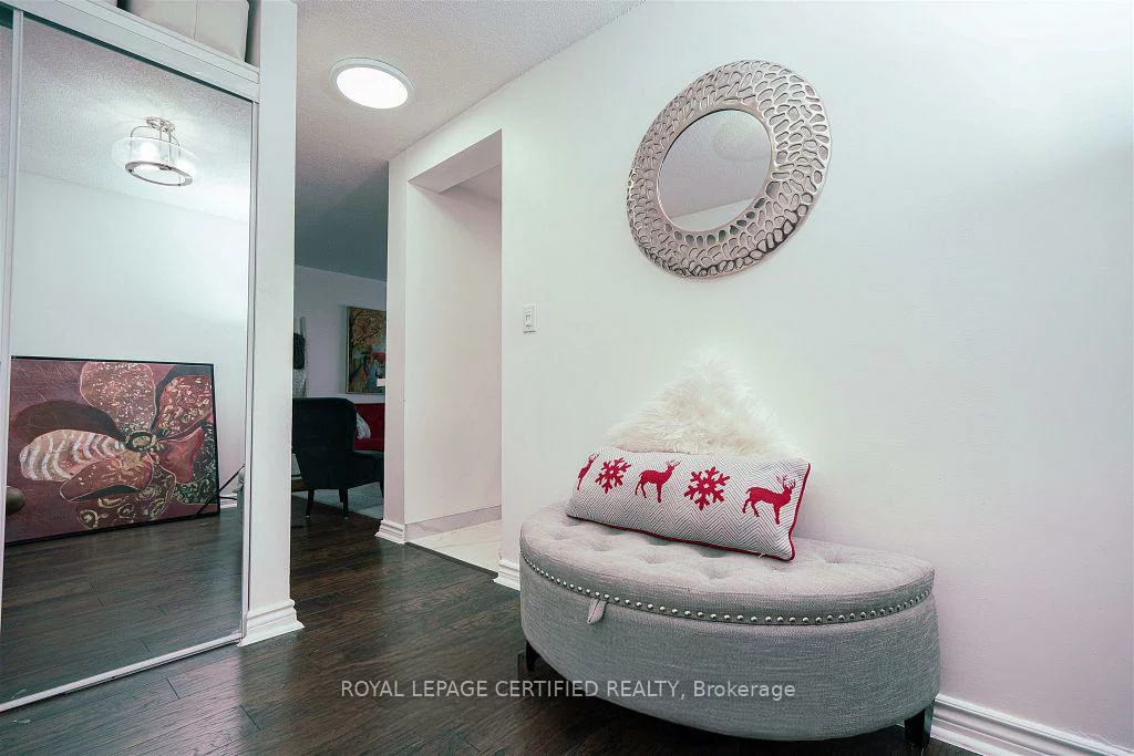 145, Hillcrest, Cooksville, Mississauga