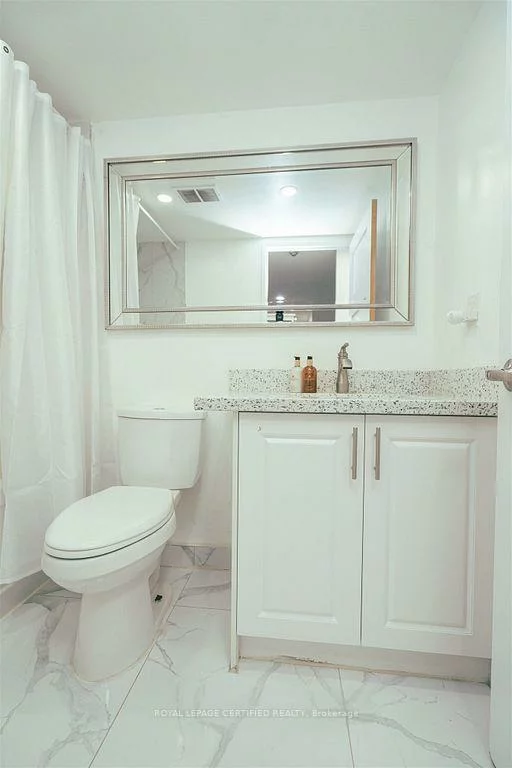 145, Hillcrest, Cooksville, Mississauga