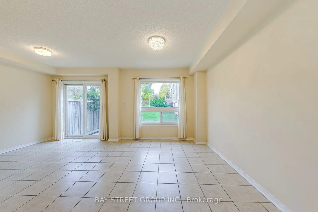 5260, Mcfarren, Central Erin Mills, Mississauga