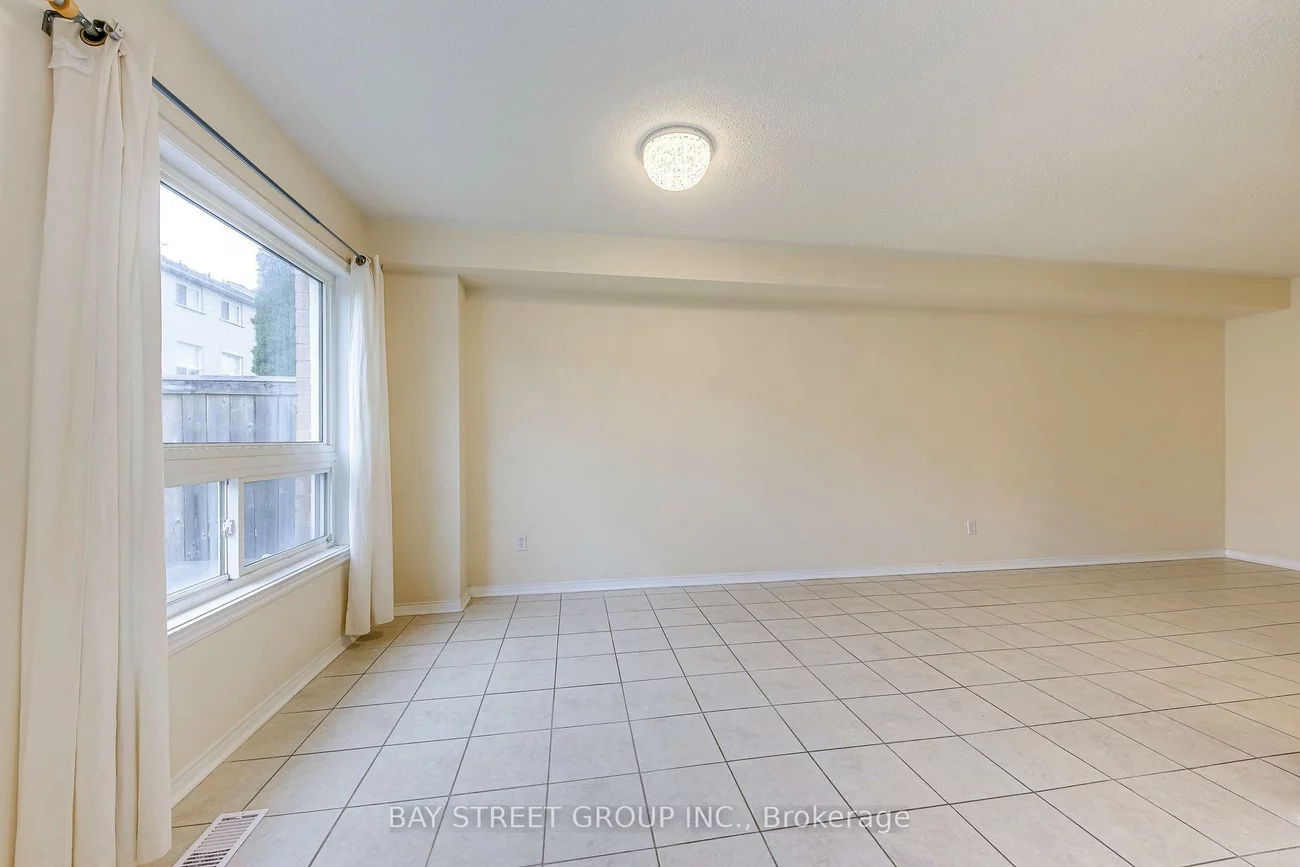 5260, Mcfarren, Central Erin Mills, Mississauga