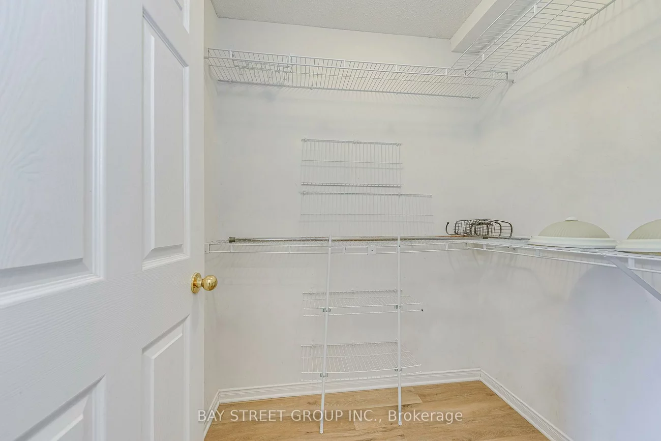 5260, Mcfarren, Central Erin Mills, Mississauga