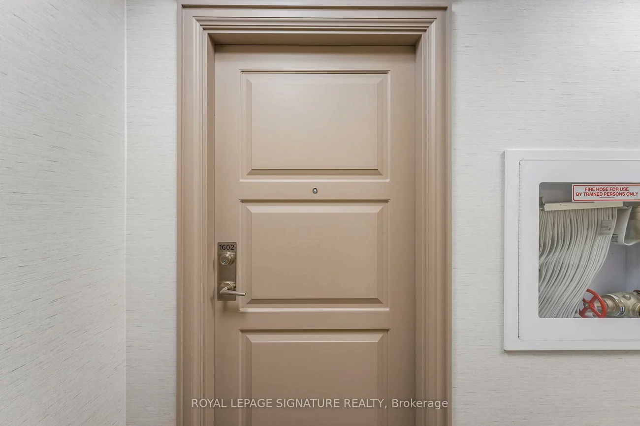 36, Elm, Fairview, Mississauga